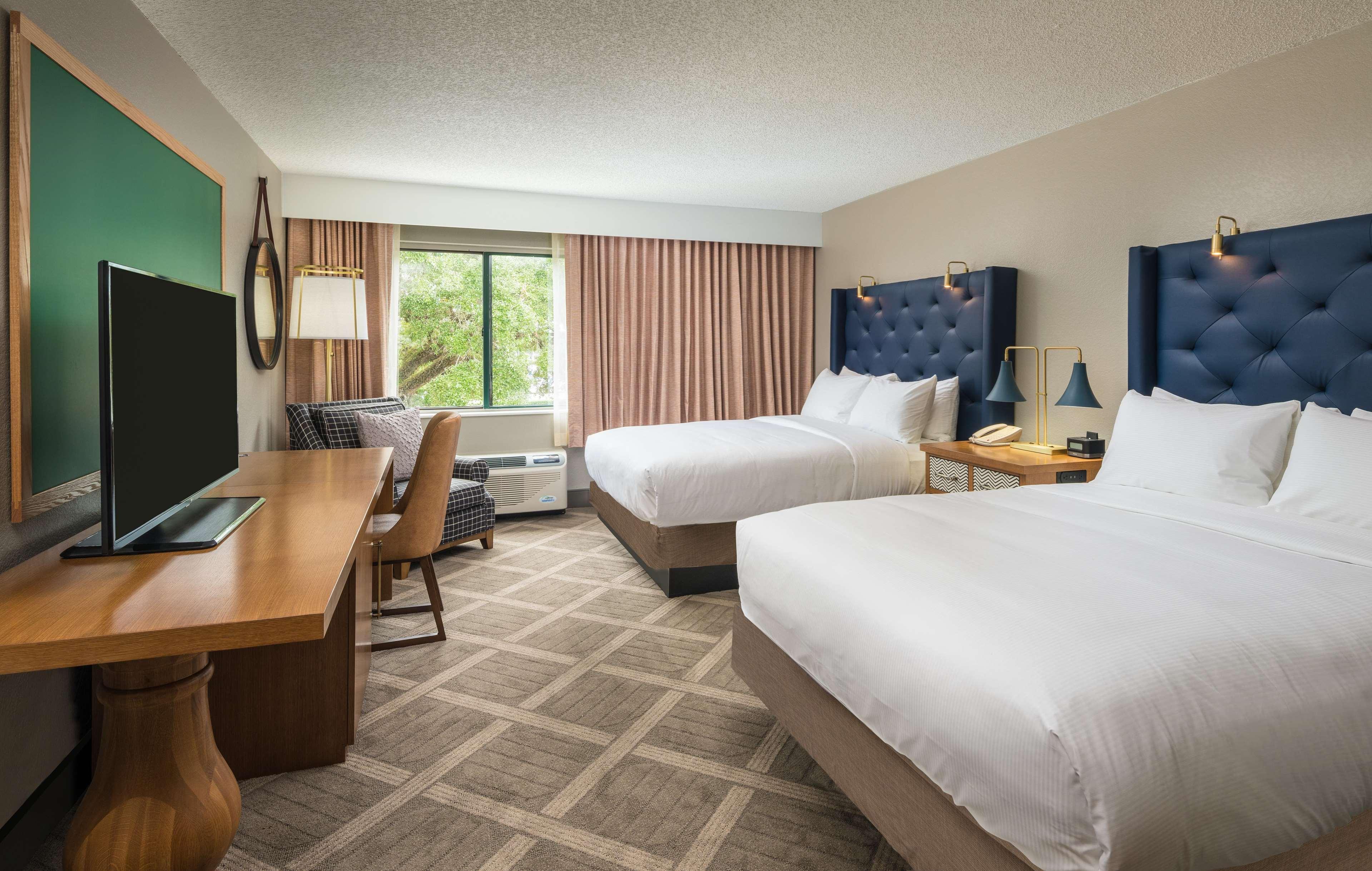 Doubletree By Hilton Gainesville Buitenkant foto