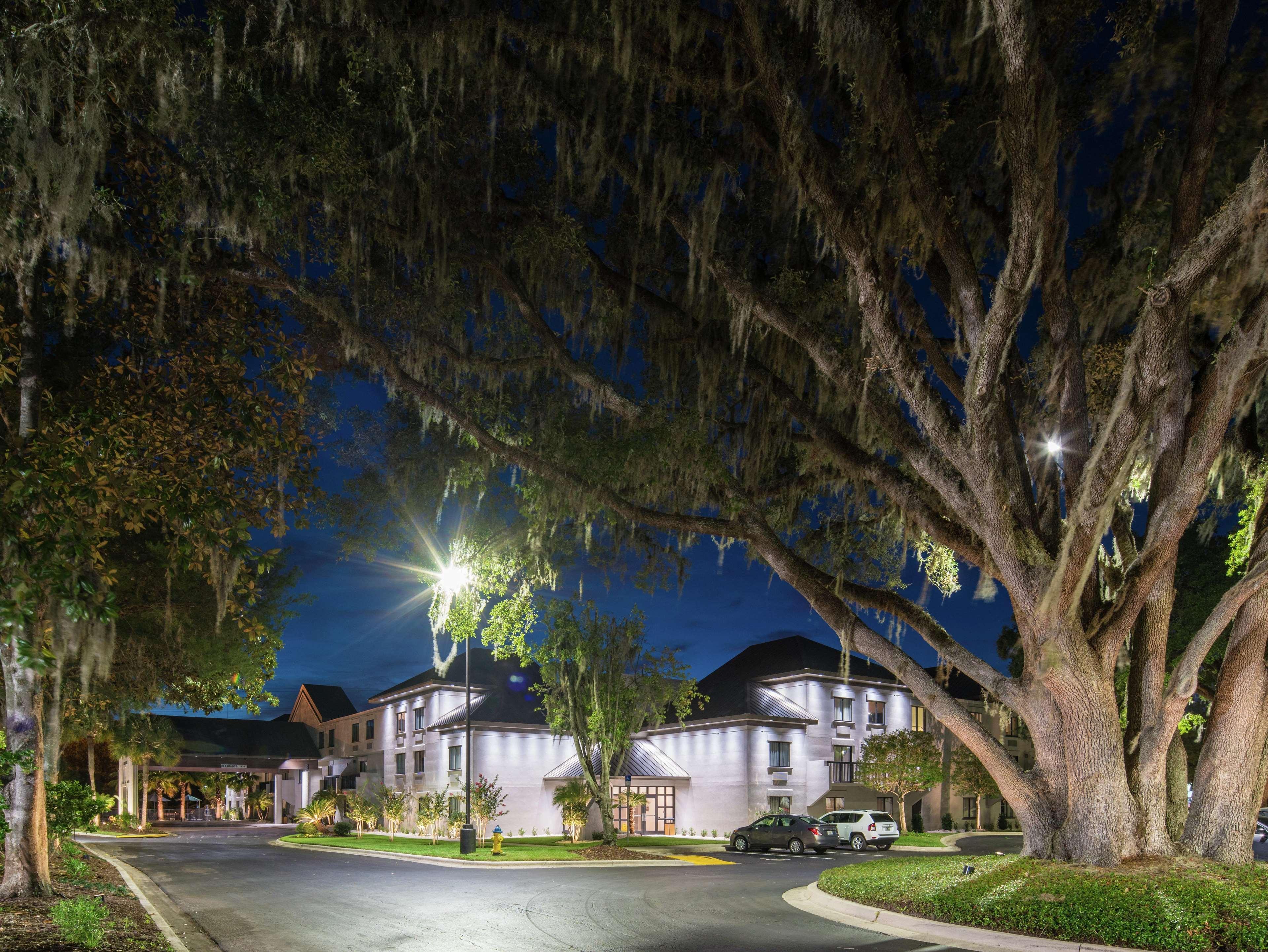Doubletree By Hilton Gainesville Buitenkant foto