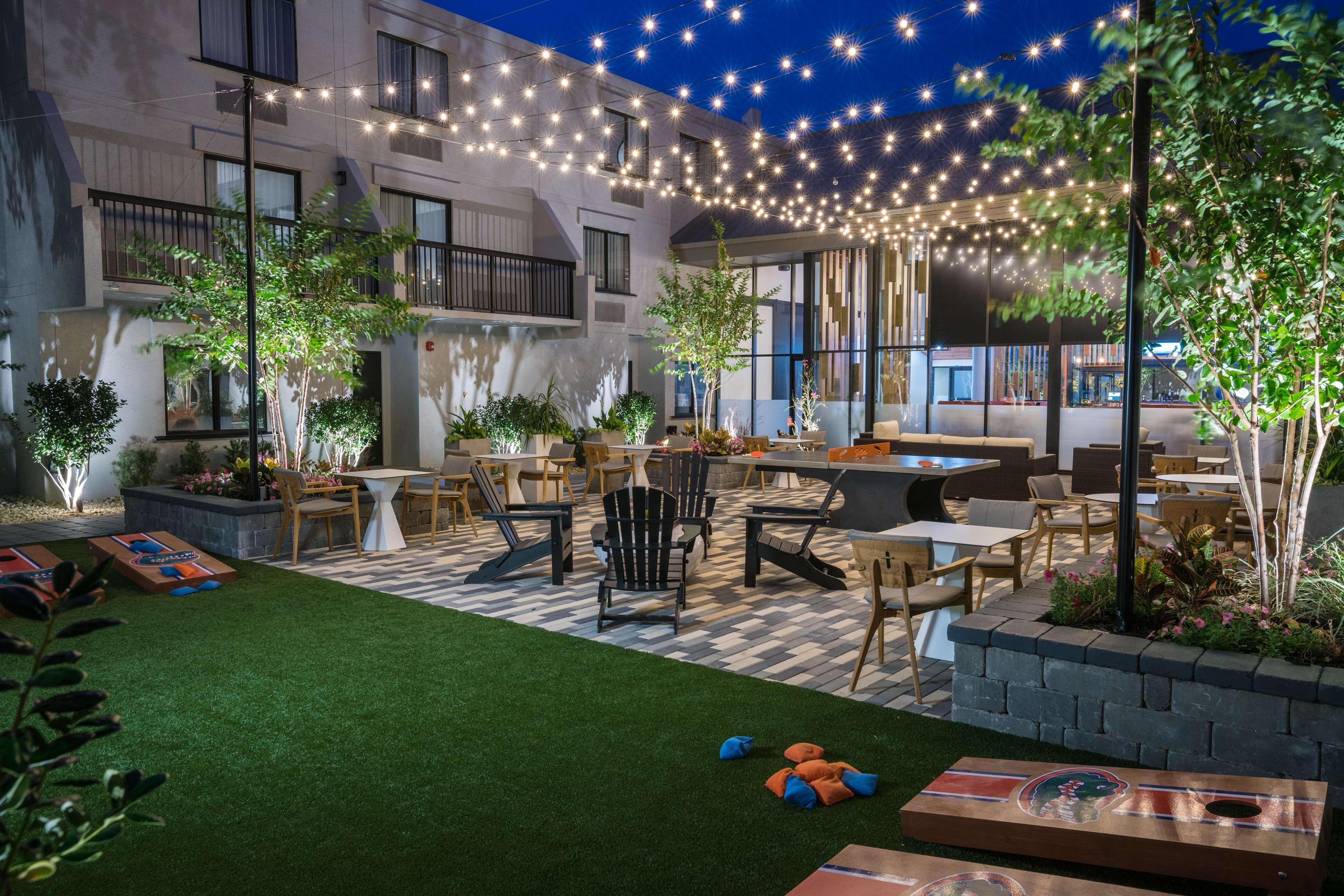 Doubletree By Hilton Gainesville Buitenkant foto