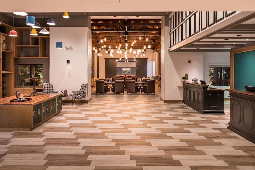 Doubletree By Hilton Gainesville Buitenkant foto